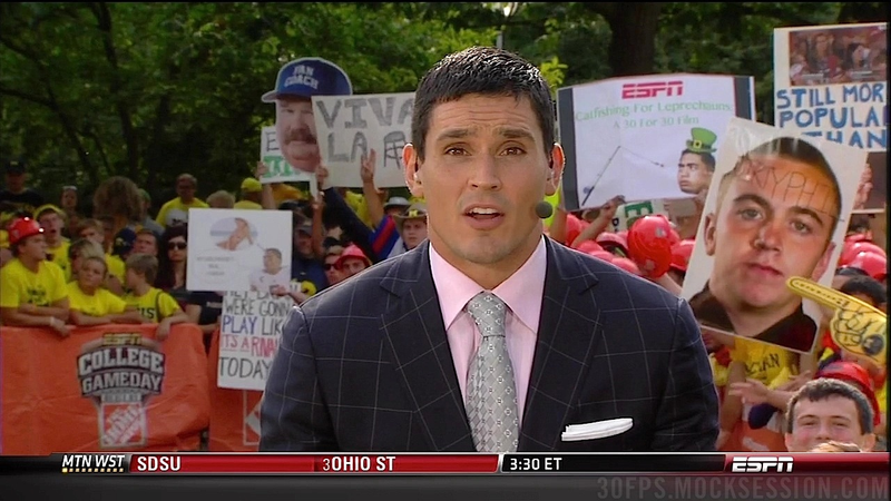 Illustration for article titled "My GF's Tits 4 Tickets": Notre Dame vs. Michigan GameDay Sign Roundup